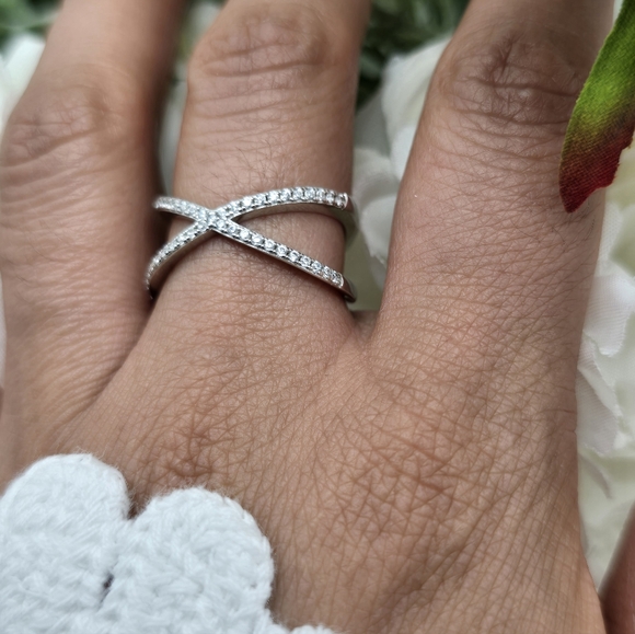 ❤️ Fancy X Ring - Picture 4 of 7